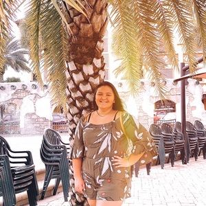 Meet your Posher, Mikayla